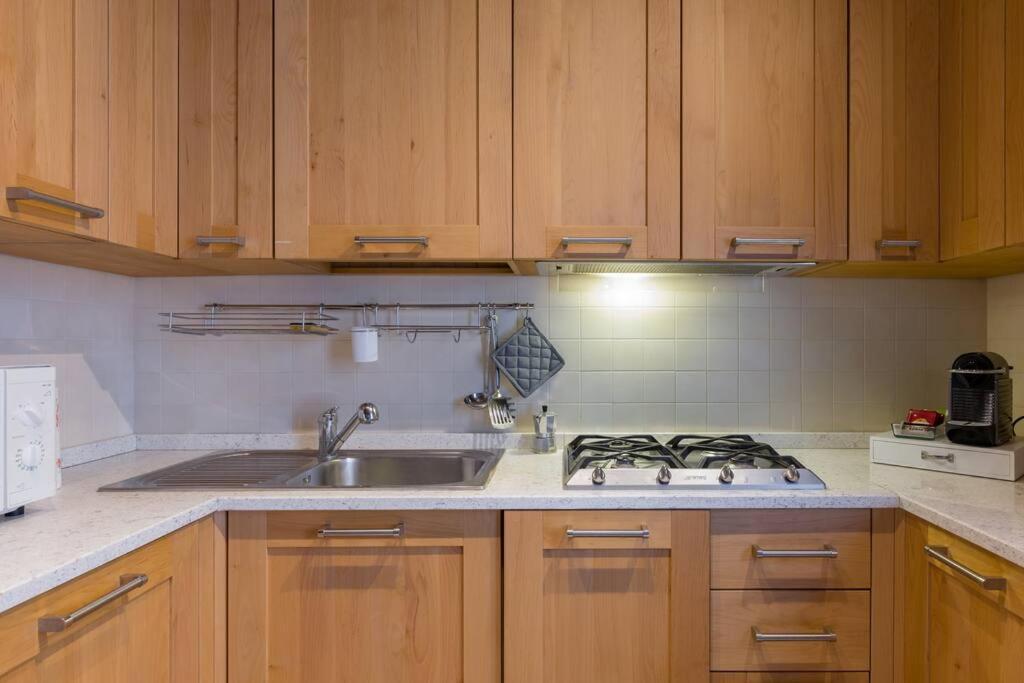 ***Penthouse 4 Min To Arena Inside Fortress Wall ! Verona Exterior foto