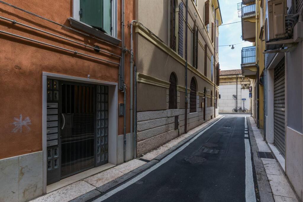 ***Penthouse 4 Min To Arena Inside Fortress Wall ! Verona Exterior foto